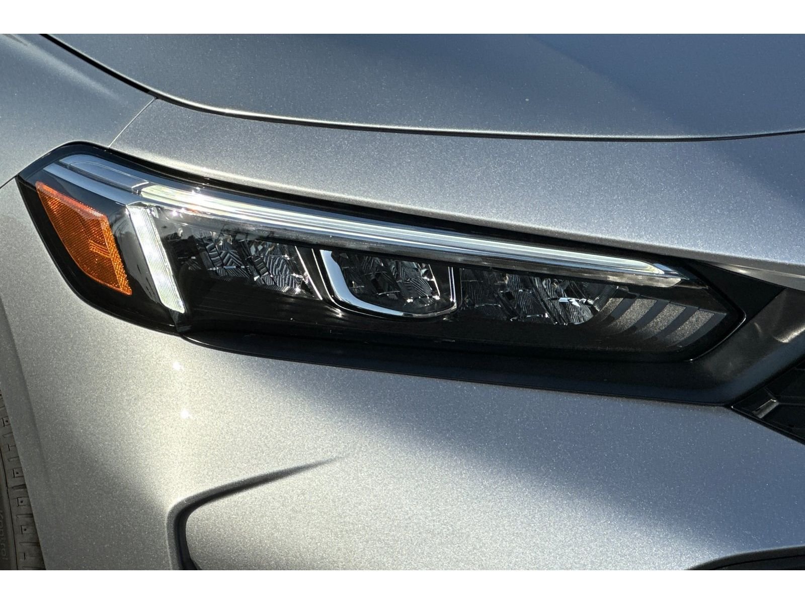 New 2026 Solar Silver Metallic Honda LX image 29