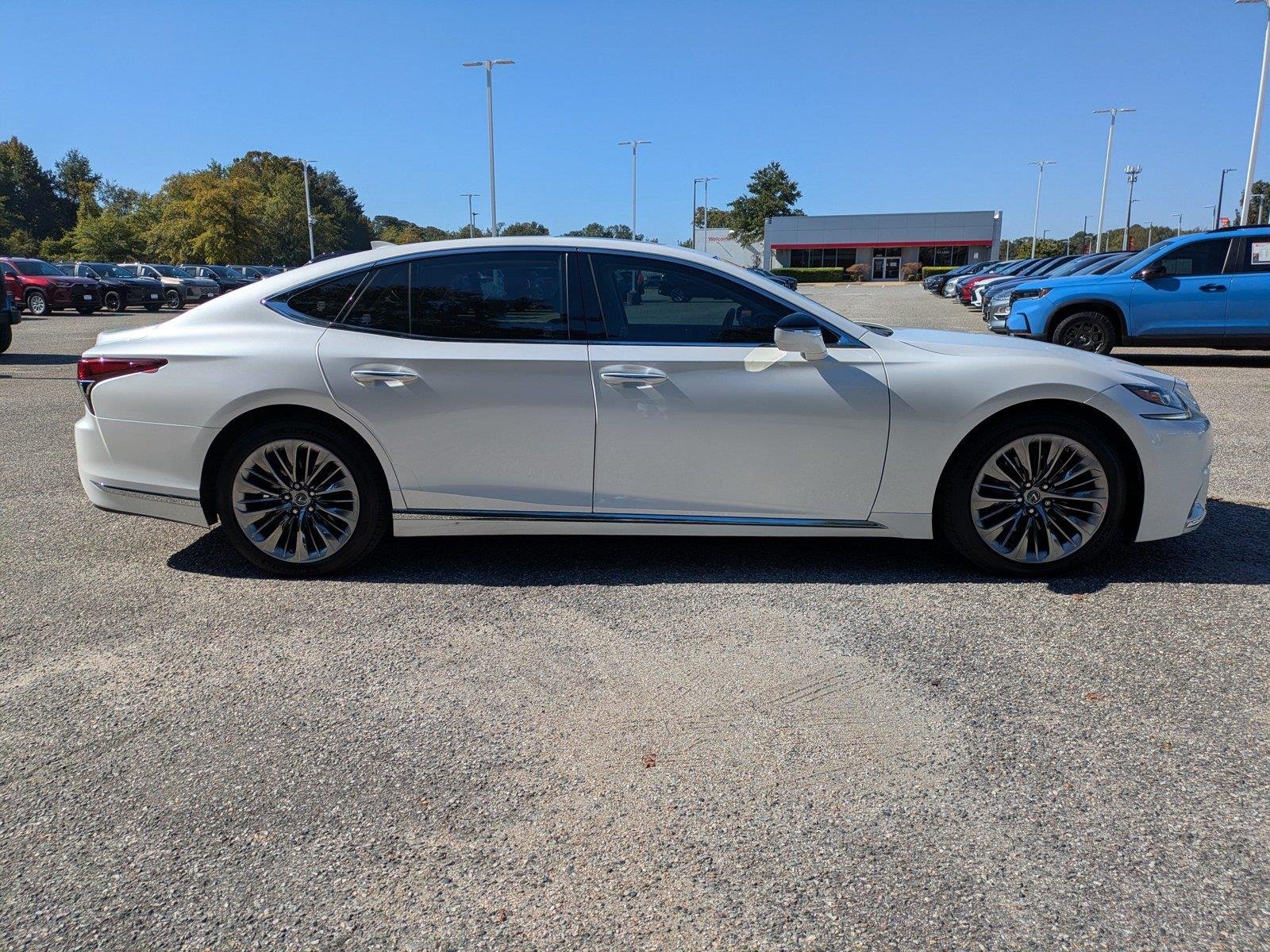 Used 2020 Eminent White Pearl Lexus LS 500 image 3