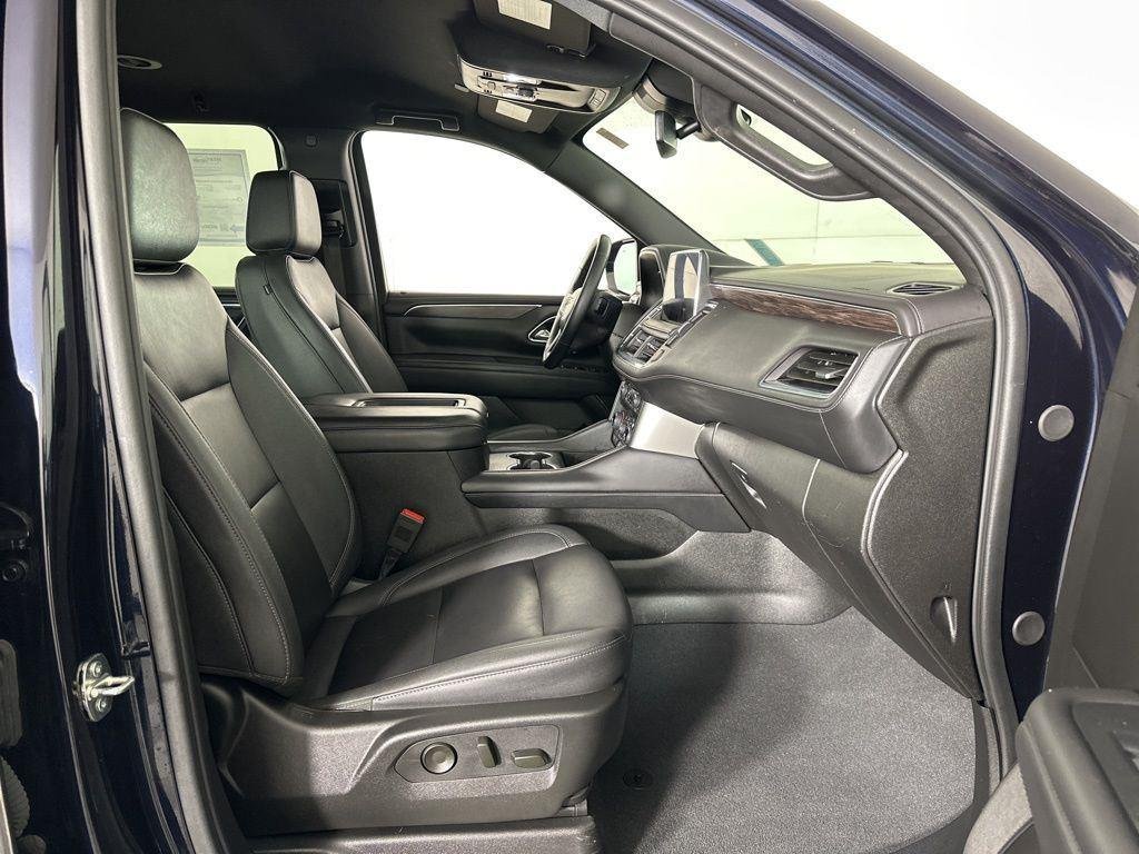 Used 2024 Midnight Blue Metallic Chevrolet LT image 18