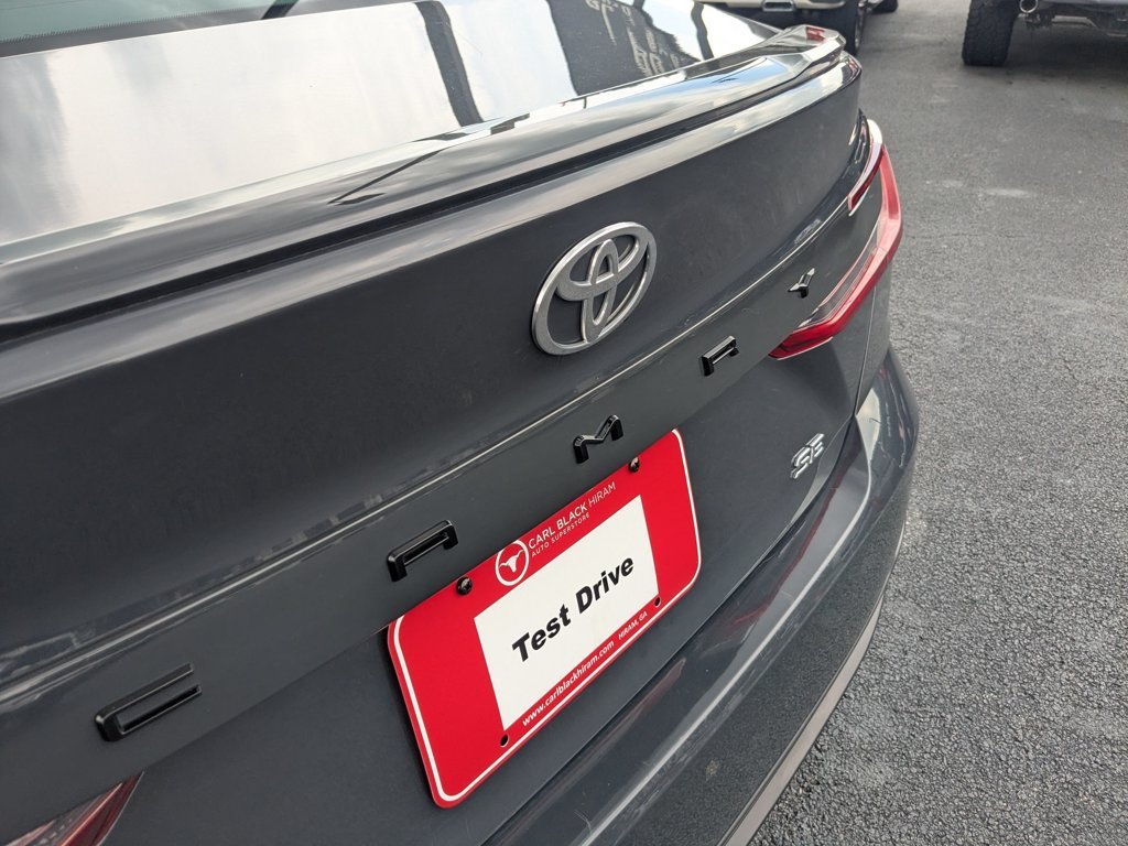 Used 2025  Toyota SE image 29