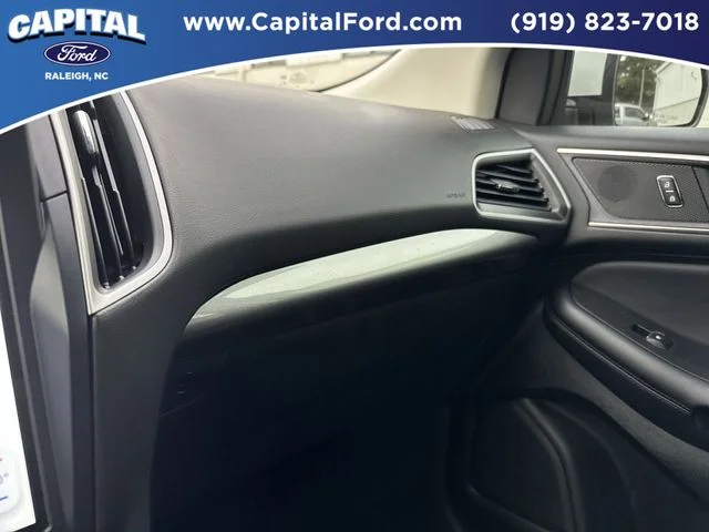Used 2023 White Ford SEL image 28