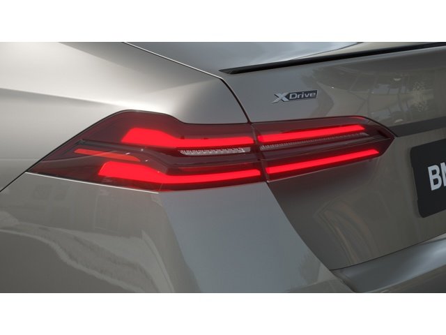 New 2027 Oxide Grey Metallic BMW 530i xDrive image 8