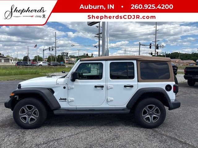 Used 2022 White Jeep Unlimited Sport S image 1