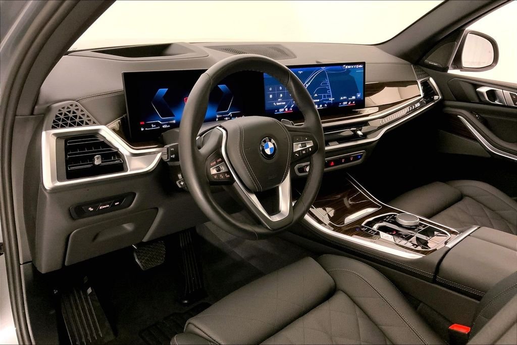Certified Used 2026 Skyscraper Grey Metallic BMW  image 21