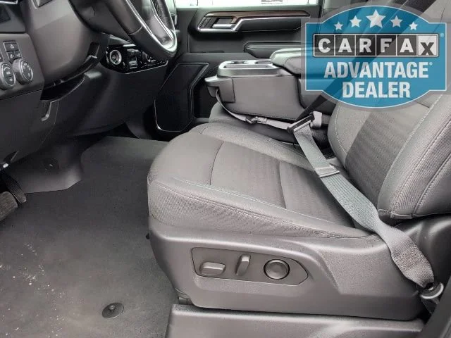 2025 Chevrolet Silverado 1500 LT - Photo 11