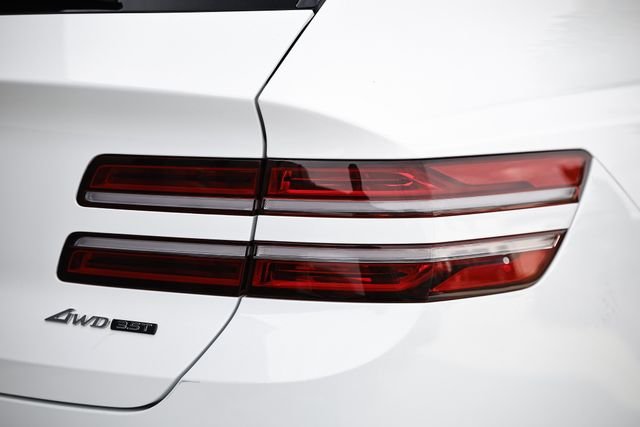 Used 2024 Alta White Genesis 3.5T Prestige image 6