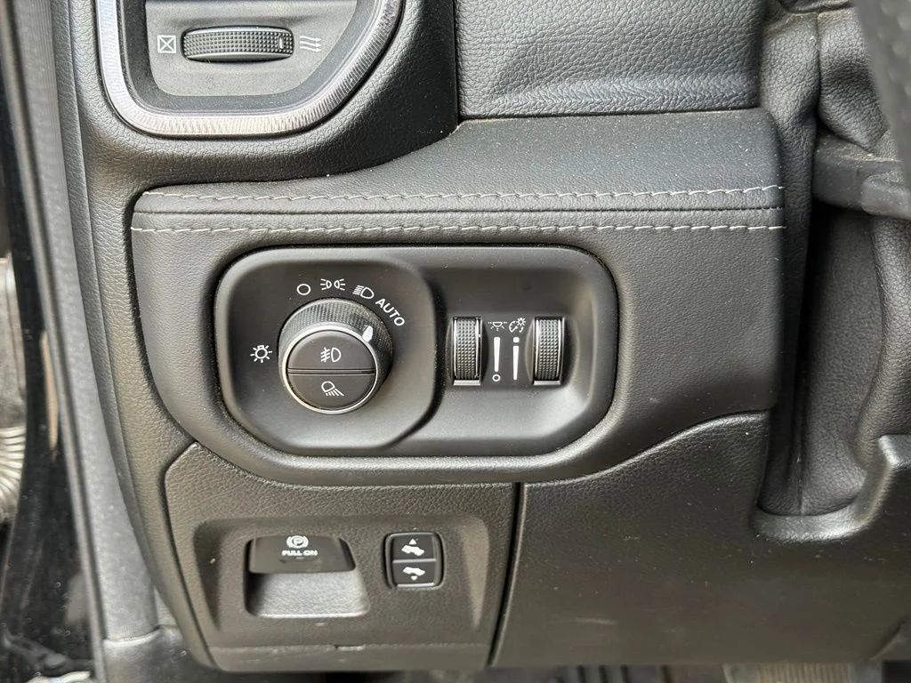 Used 2021 Black Ram TRX image 19