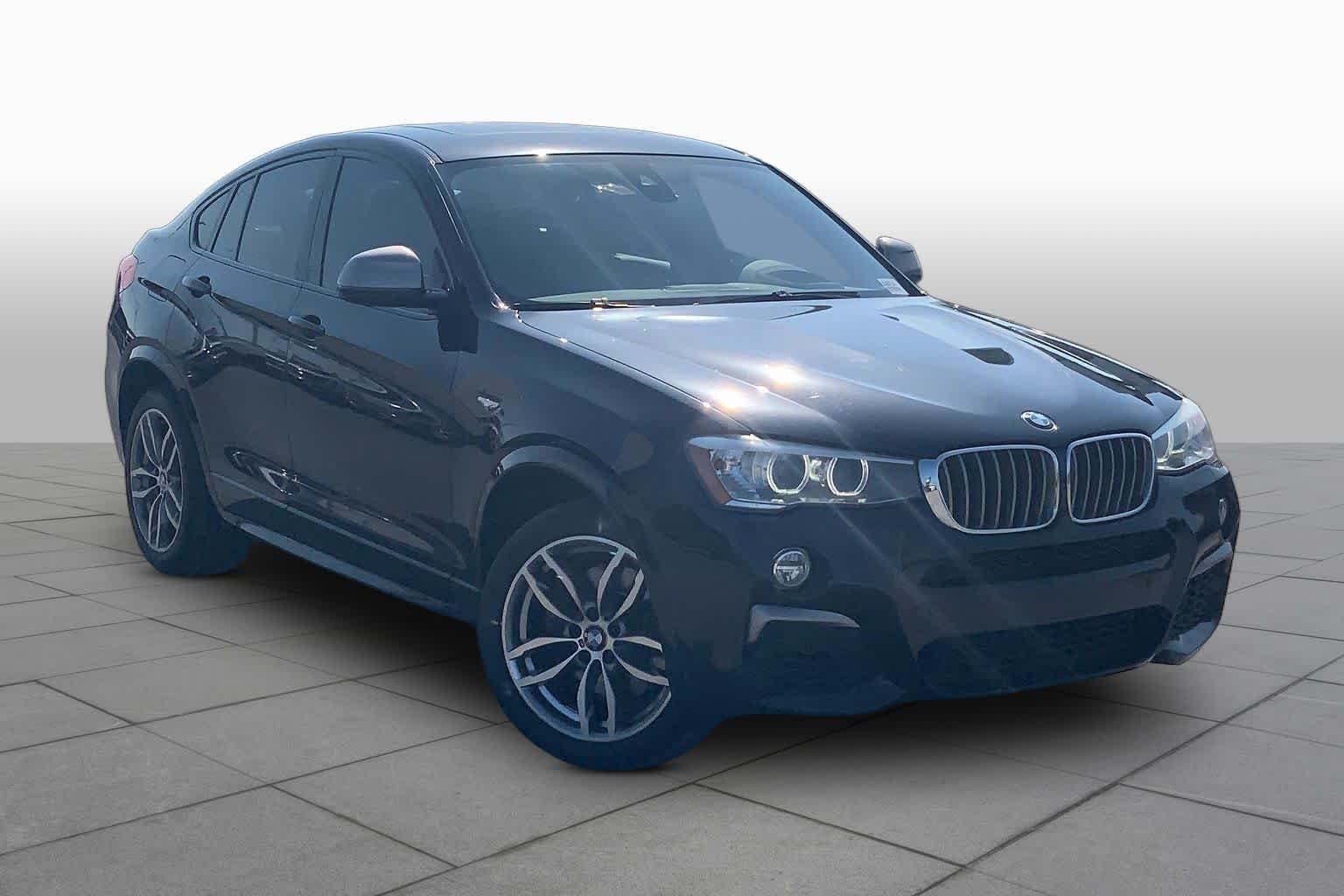 Pre-Owned 2018 BMW X4 M40i