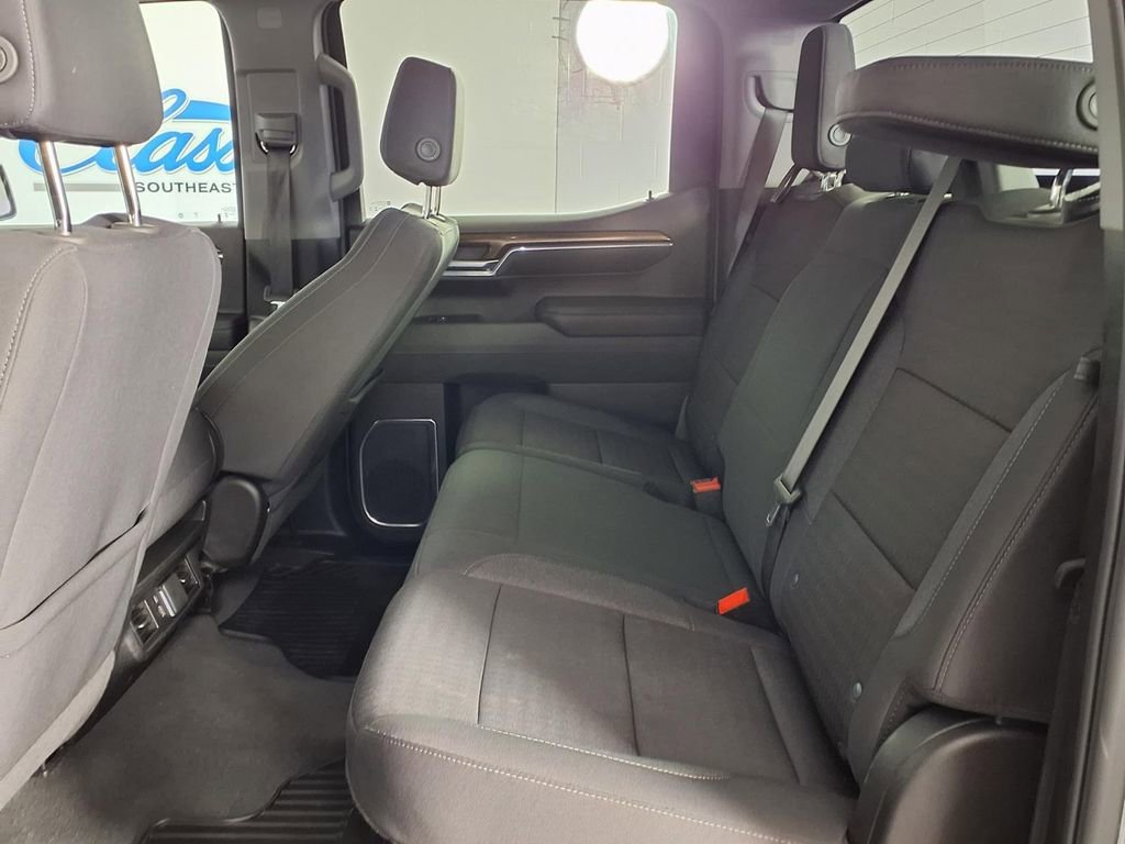 Used 2025 Cypress Gray Chevrolet LT image 14