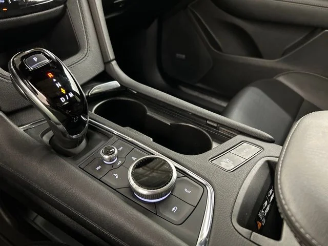 Used 2024 Silver Cadillac Premium Luxury image 20