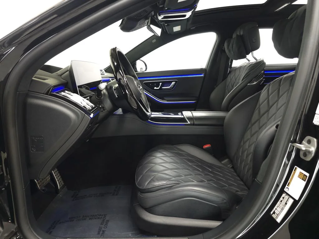 Used 2023 Black Mercedes-Benz S 580e image 8