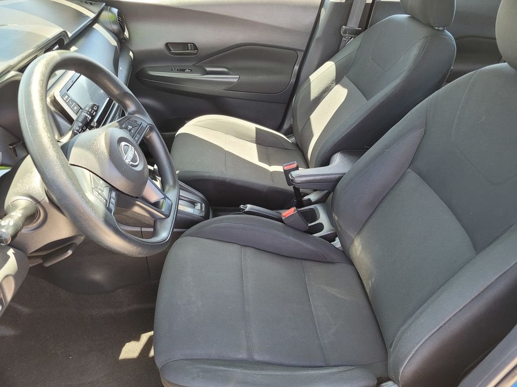 Used 2024 Blue Nissan S image 16