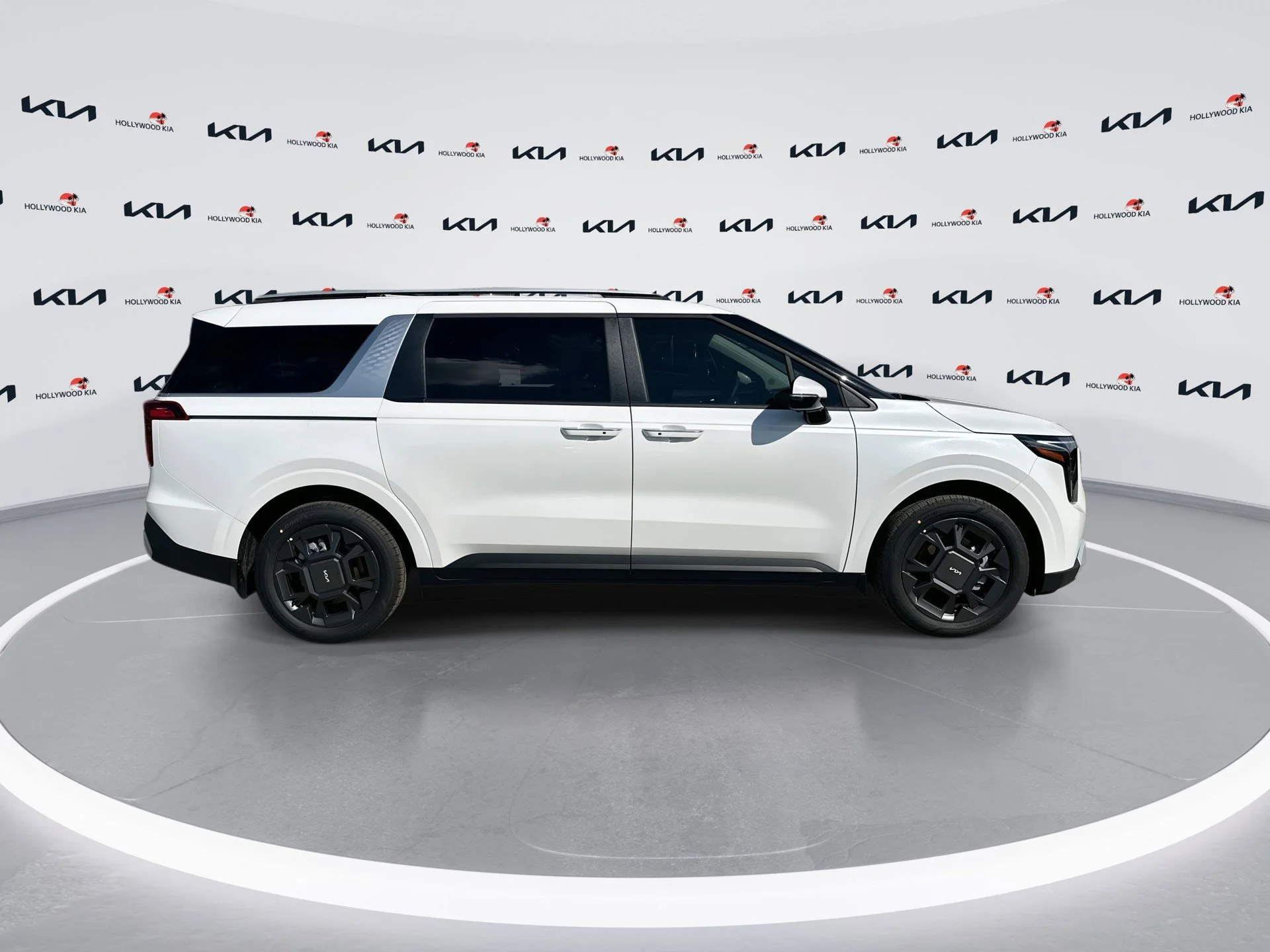 New 2026 Snow White Pearl Kia EX image 9