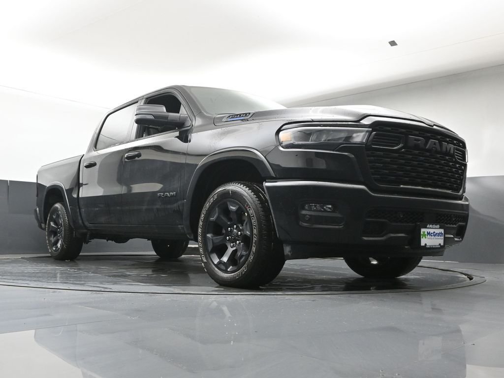 New 2026 Diamond Black Crystal Pearlcoat RAM Big Horn/Lone Star image 32