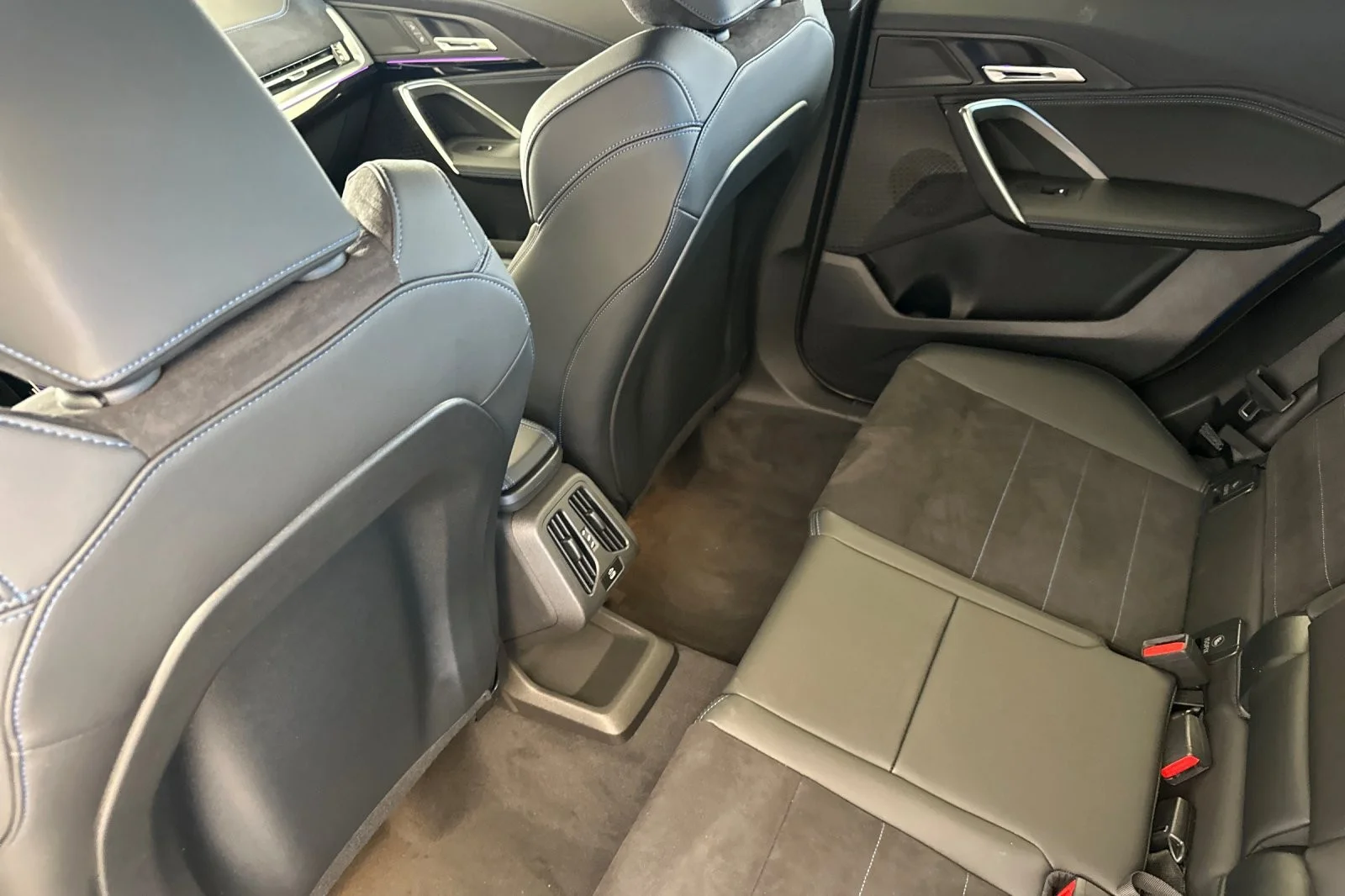 2026 BMW X1 XDrive28i - Photo 11