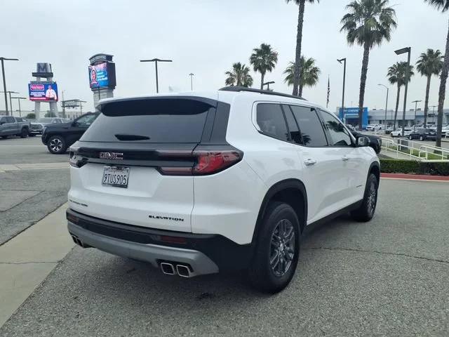 Used 2025 Summit White GMC Elevation image 4