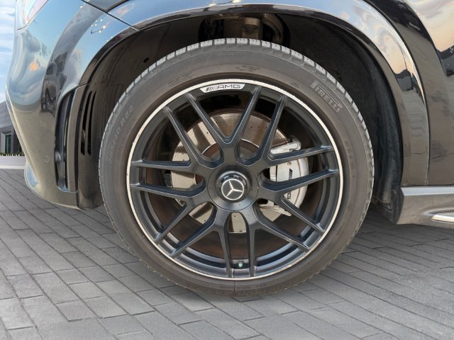 Used 2021  Mercedes-Benz GLE 53 AMG® image 9