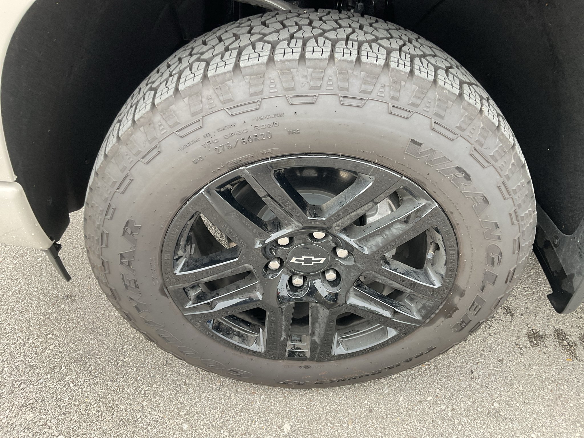 Used 2026 White Sands Chevrolet RST image 7