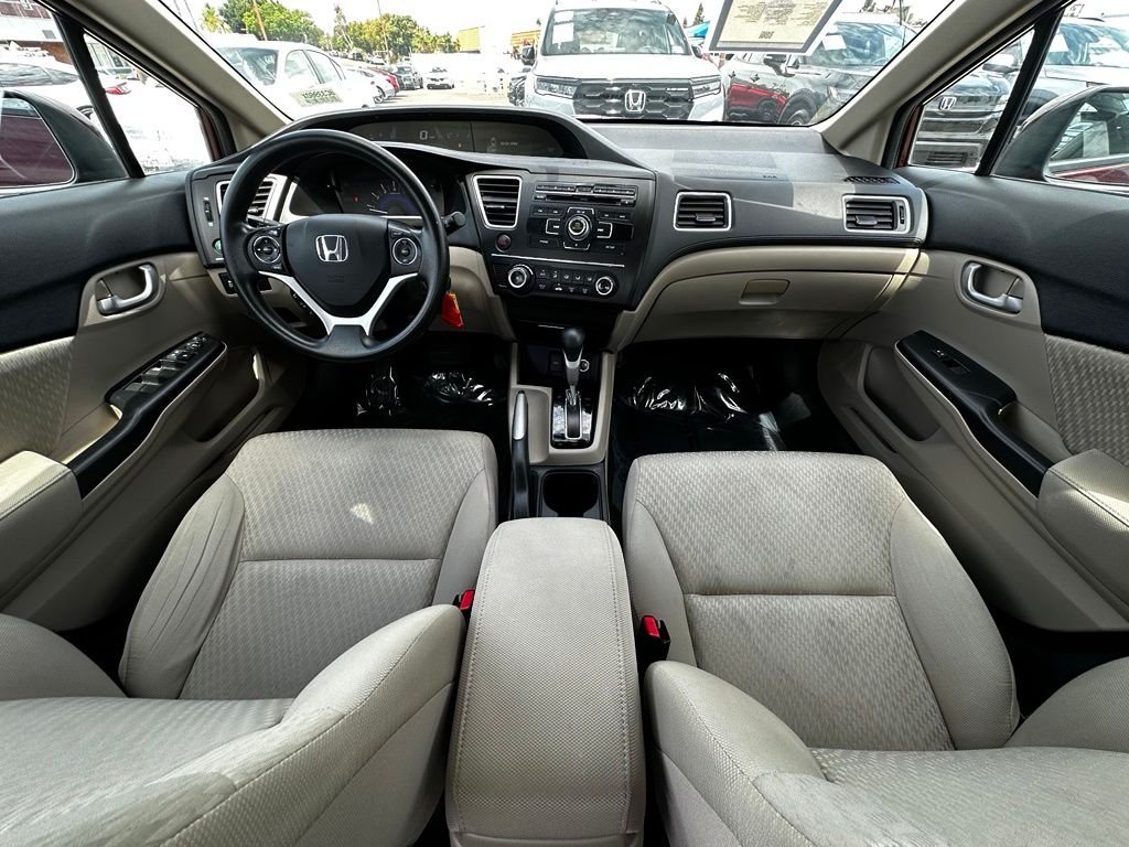Used 2015 Crimson Pearl Honda LX image 16