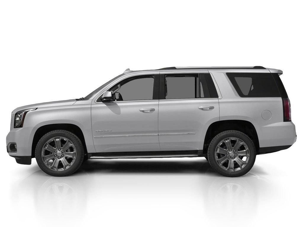 Used 2017 Silver GMC Denali image 3