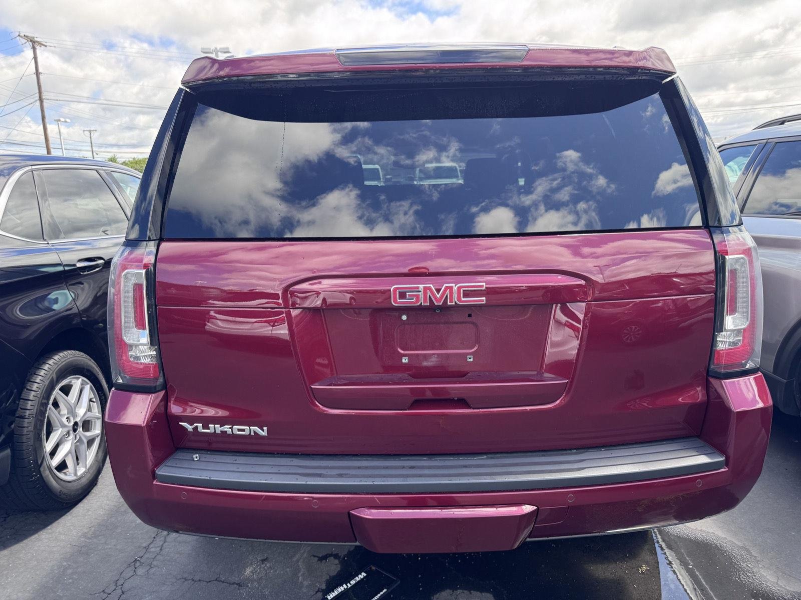 Used 2020 Crimson Red Tintcoat GMC SLE image 5