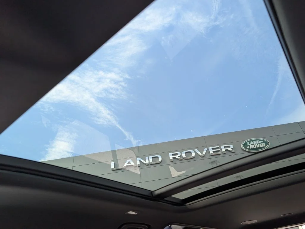 New 2026 Tasman Blue Land Rover X-Dynamic SE image 21