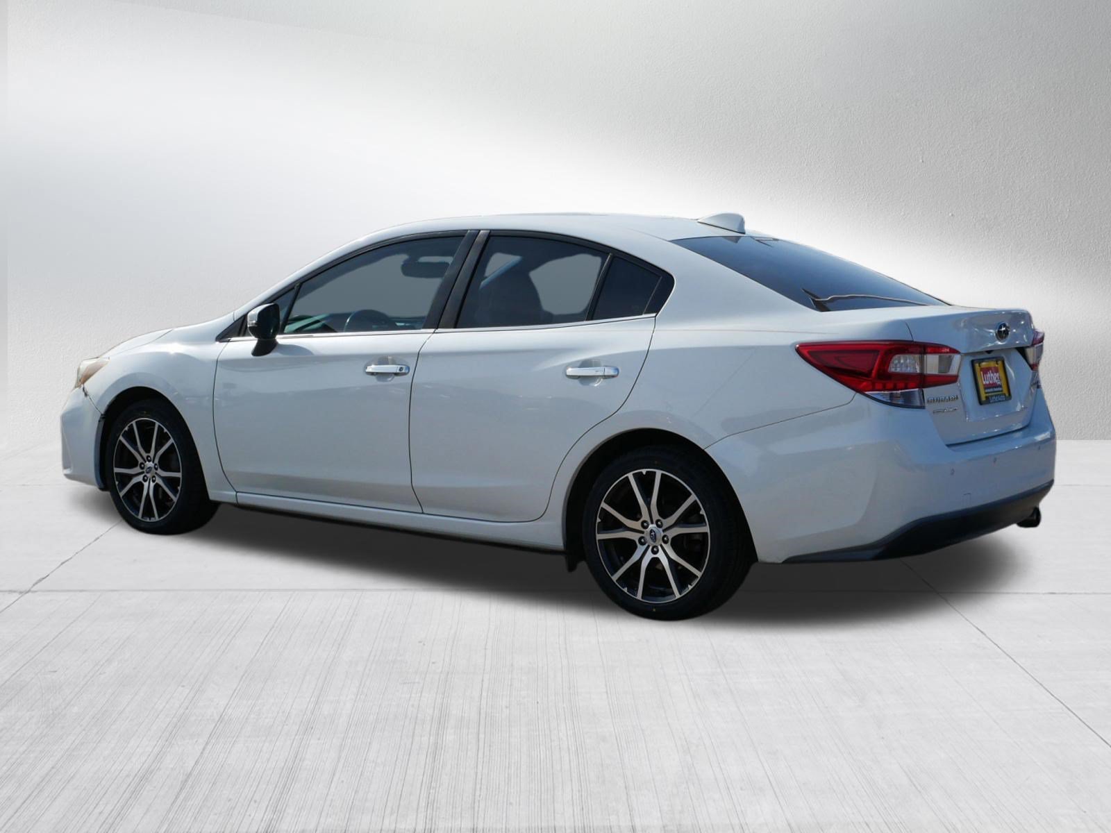 Used 2018 Crystal White Pearl Subaru Limited image 5