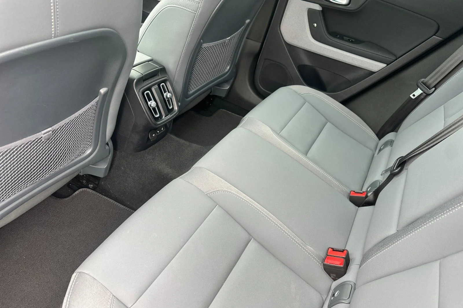 Used 2023  Polestar Long Range Dual Motor image 12