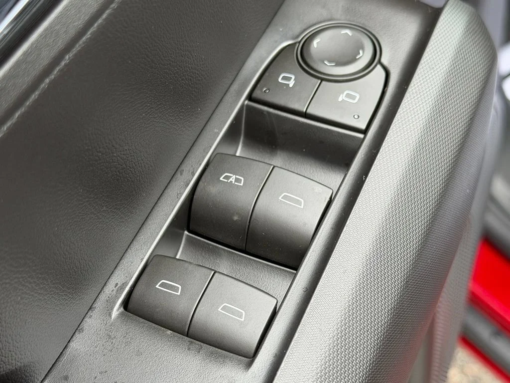 2026 GMC Canyon Elevation - Photo 18