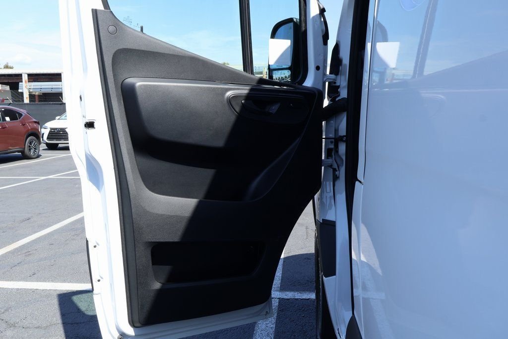2025 Mercedes-Benz Sprinter Cargo Van Base - Photo 7