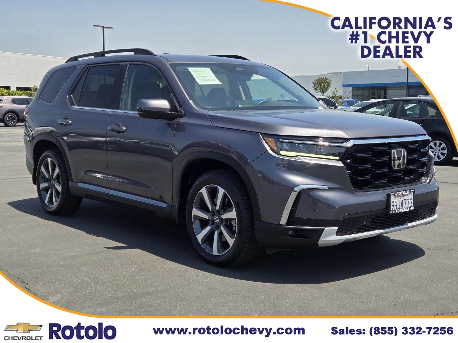 2023 Honda Pilot Touring 2WD's photo