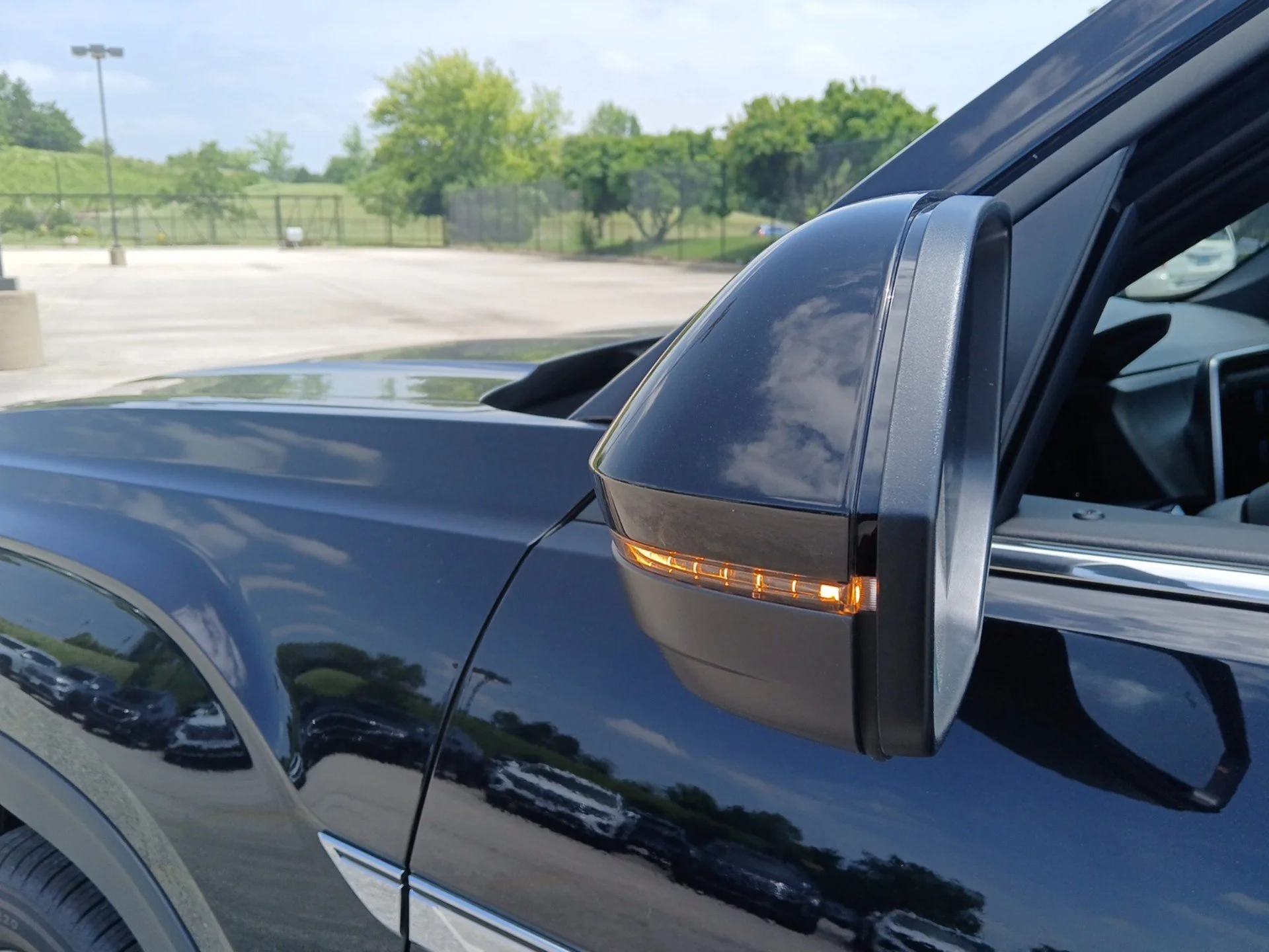 2026 Volkswagen Atlas Cross Sport SE w/Tech - Photo 27