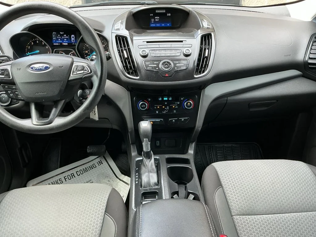 Used 2017 Blue Ford SE image 20