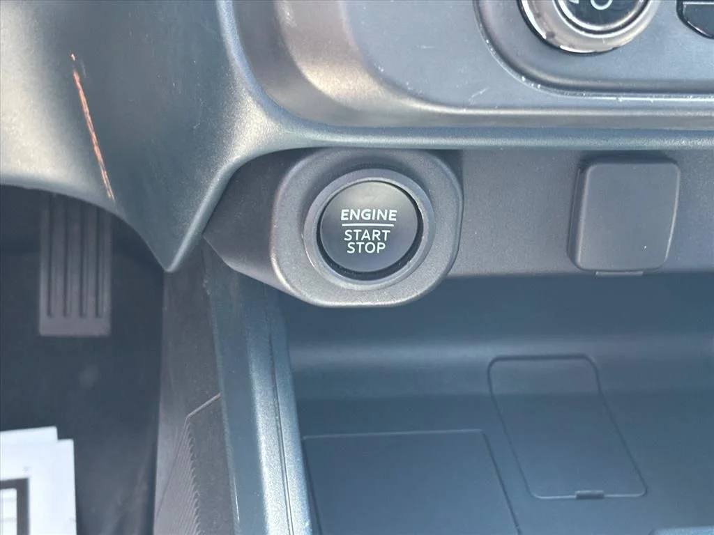 Used 2025 Blue Ford Lobo Standard image 18