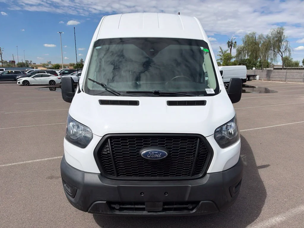 Used 2023 White Ford Base image 3