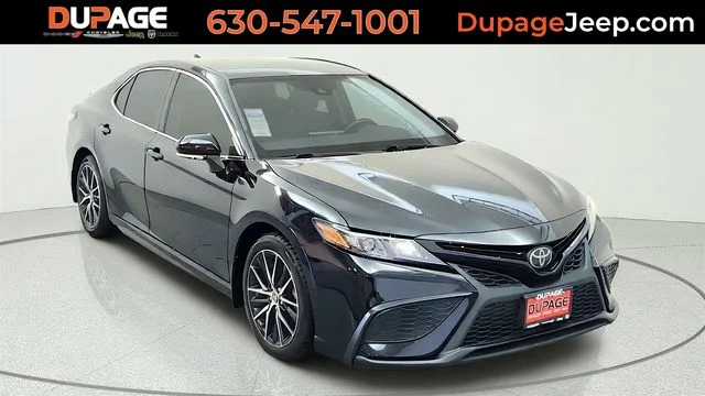 Used 2022 Black Toyota SE image 1