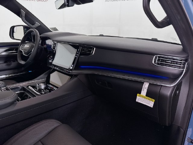 New 2026 Steel Blue Exterior Paint Jeep Summit Obsidian image 32