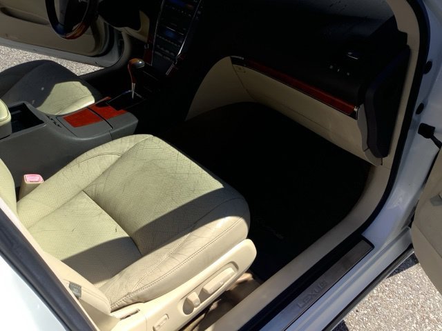 Used 2010 Starfire Pearl Lexus 350 image 21