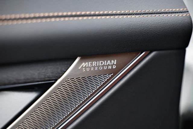 2026 Jaguar F-Pace R-Dynamic S - Photo 28