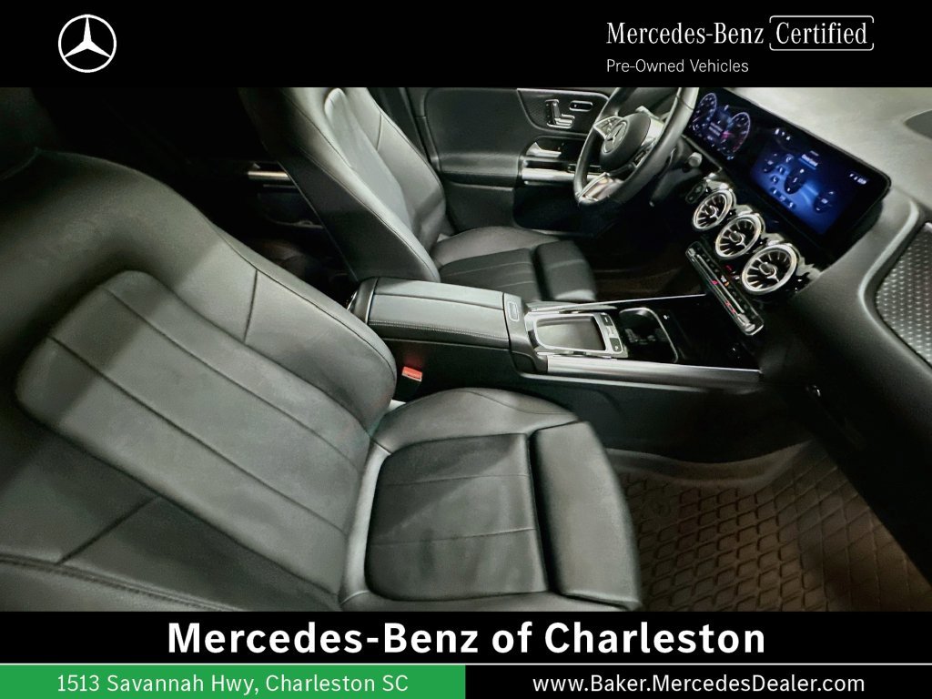 Used 2025 Black Mercedes-Benz GLA 250 image 27