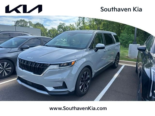 2024 Kia Sedona EX's photo