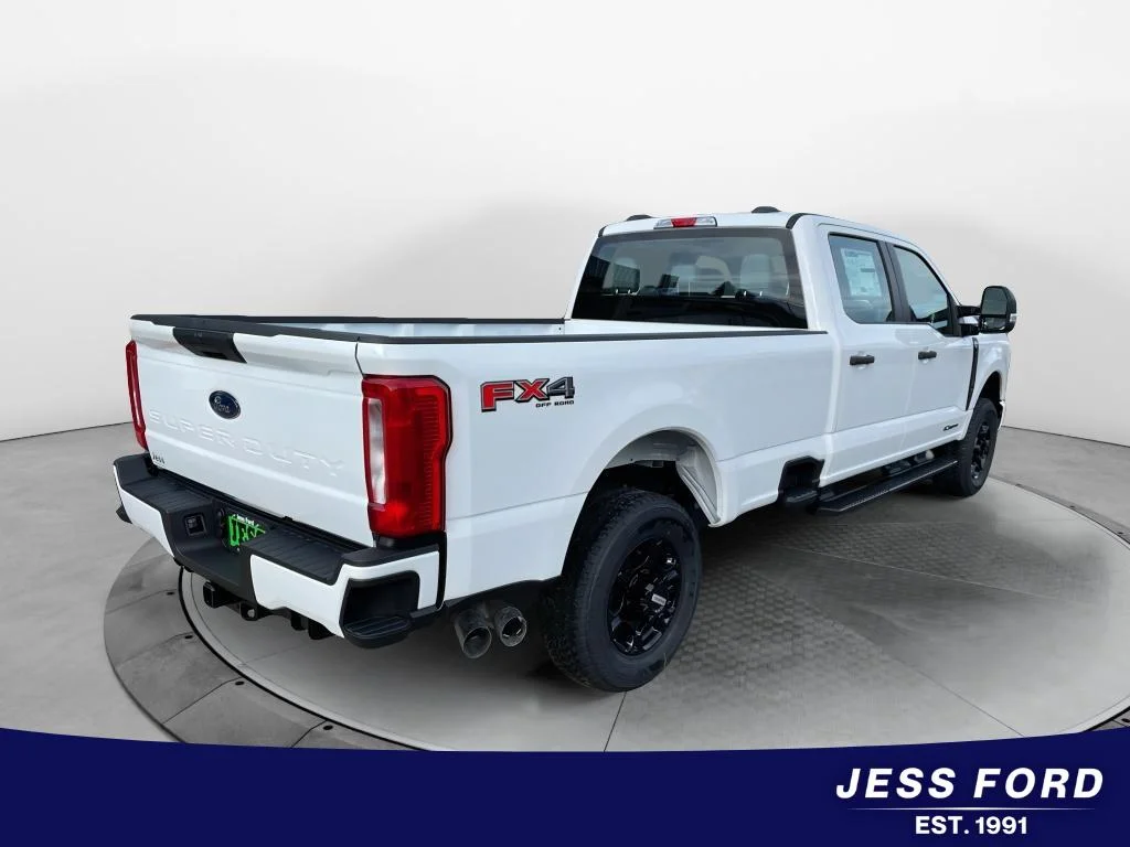 2026 Ford F-350 Super Duty XL - Photo 6