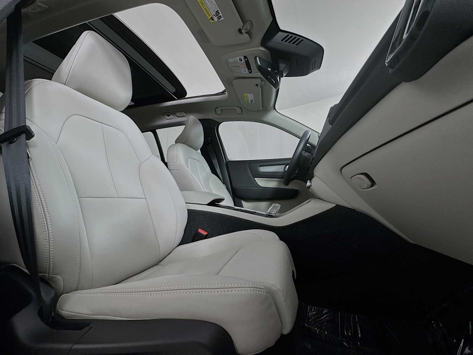Used 2026 Crystal White Volvo Ultra image 27