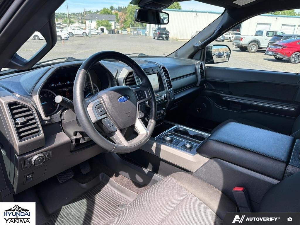Used 2021 Agate Black Metallic Ford XLT image 13