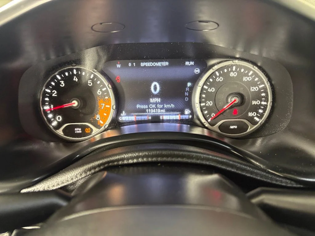 Used 2016 Black Jeep Trailhawk image 26