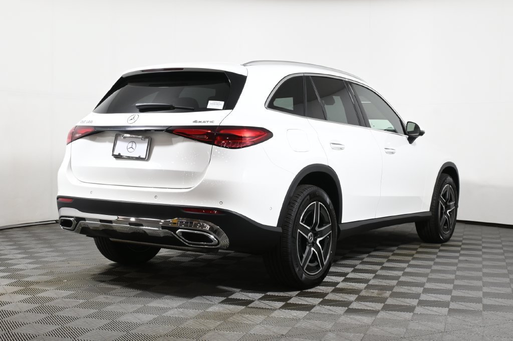 New 2027 Polar White Mercedes-Benz GLC 300 image 39