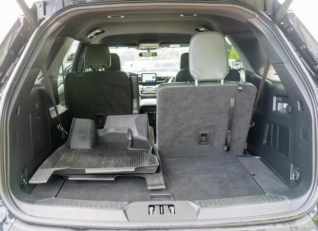 Used 2022 Black Metallic Ford Timberline image 11