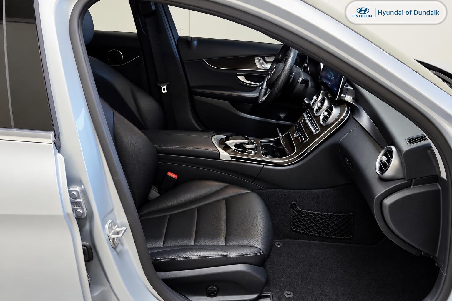 Used 2016  Mercedes-Benz C 300 image 9