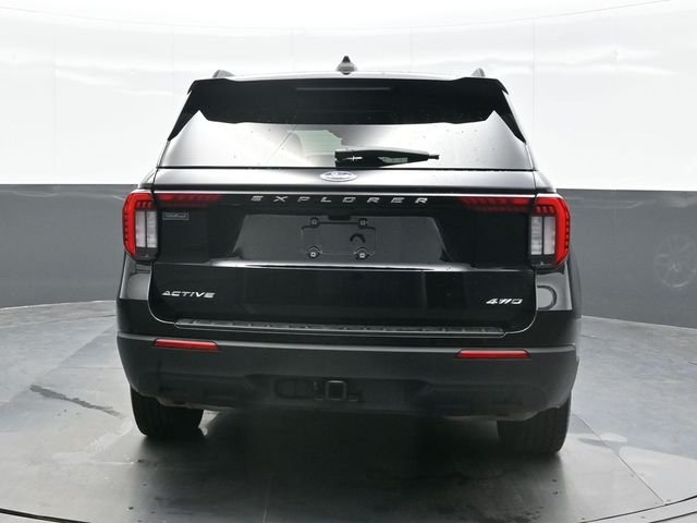 Used 2025 Black Ford Active image 2