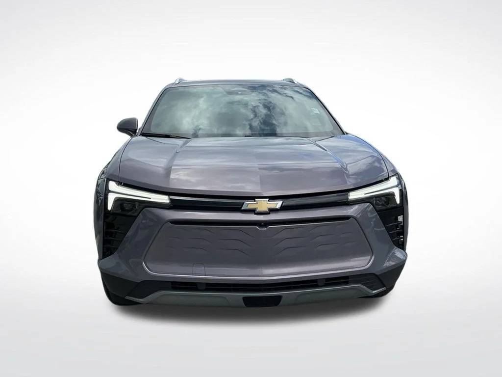 Used 2024 Gray Chevrolet LT image 19